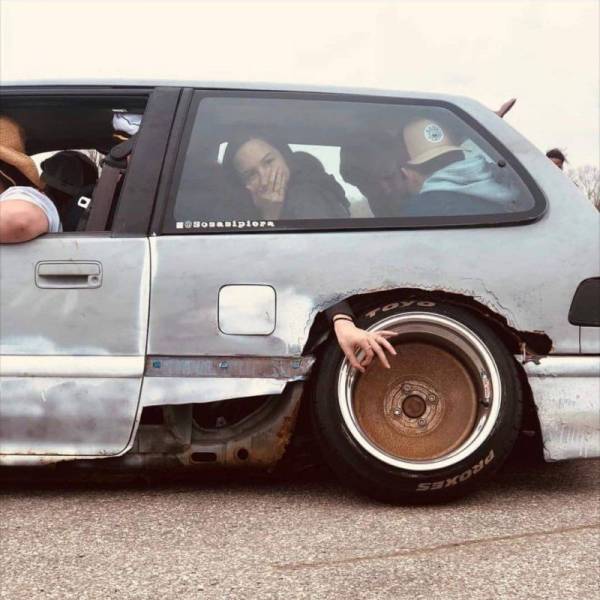 Hard-to-explain WTF Photos