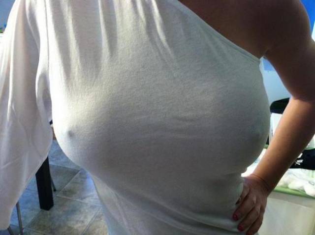 All Boobs – Zero Bras!