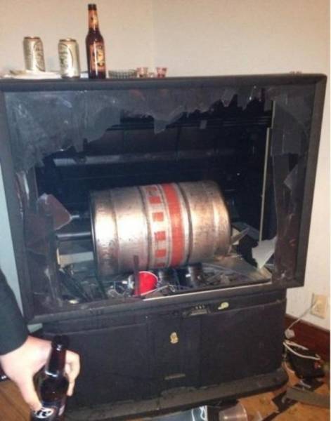 Drunk People Do So Many Stupid Things