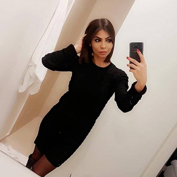 Pro Gamers Who Are Actually Flaming Hot Girls