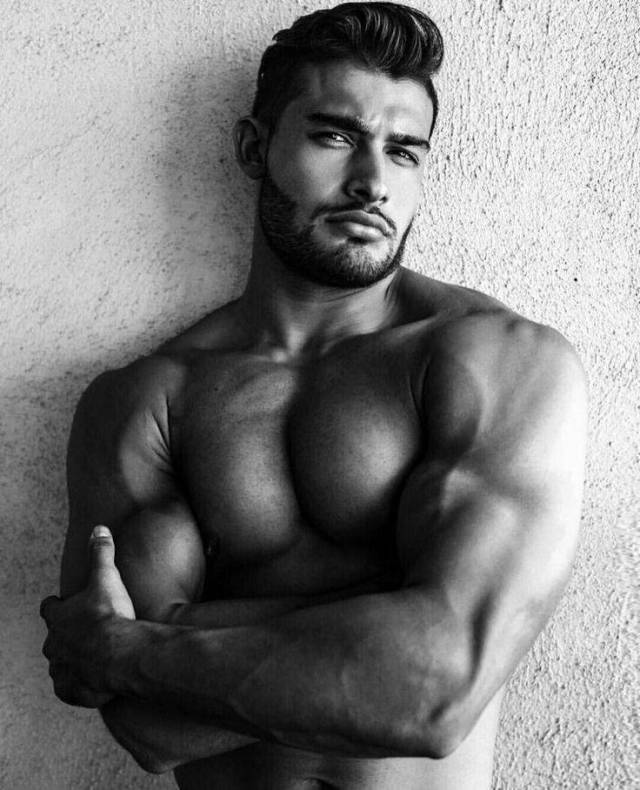 Some Unbelievably Sexy Men