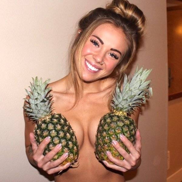 Why Are Goofy Girls So Great?!