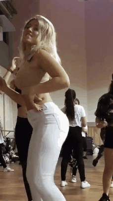 GIFs of Really Hot Girls
