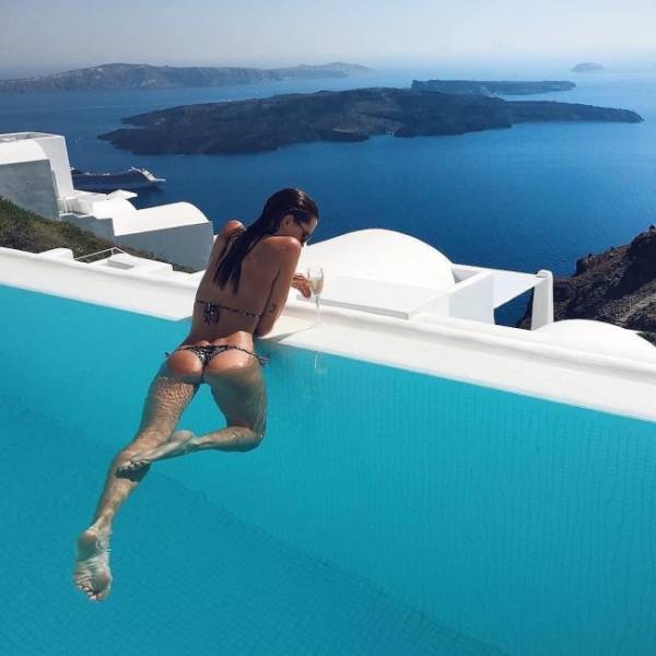 Wet Girls Are The Pinnacle Of Summer