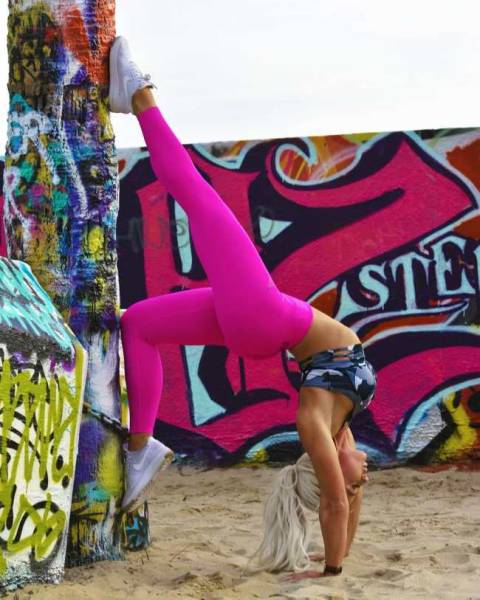 Yoga Pants Are a Real Turn-On