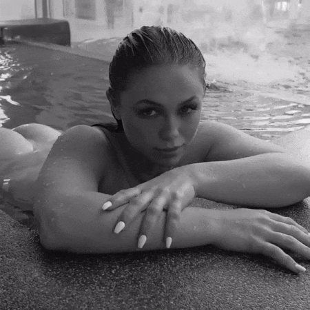 These GIFs Are So Hot, A Fan Is Needed