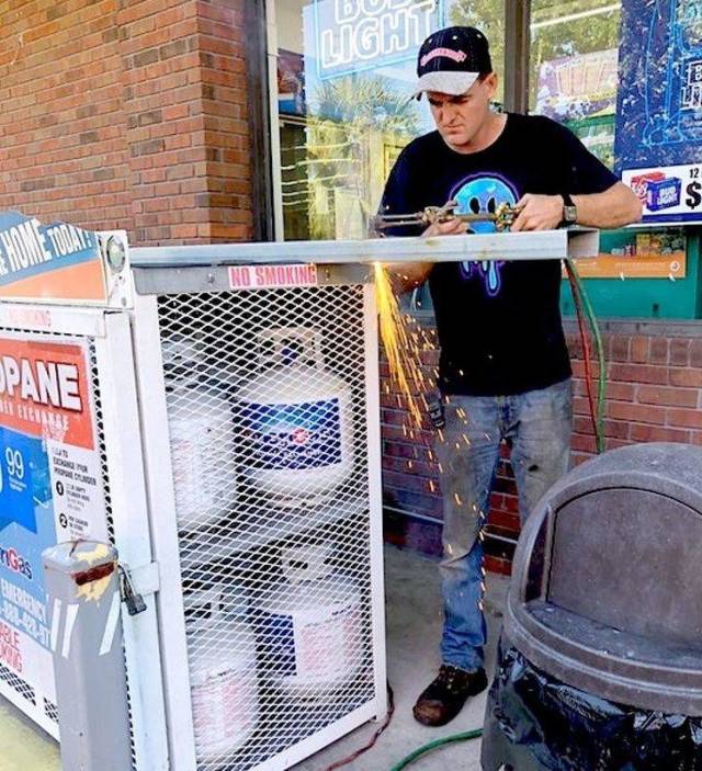 Hard-to-explain WTF Photos