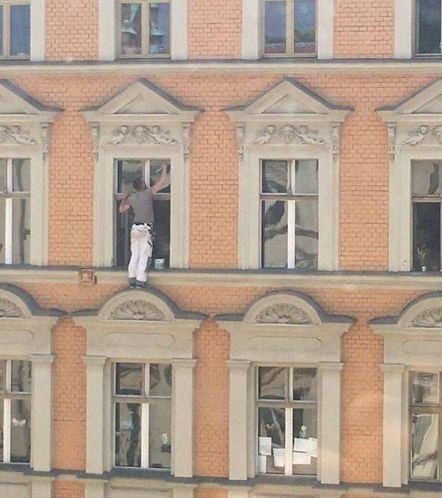 Darwin’s Award Will Never Run Out Of Competitors