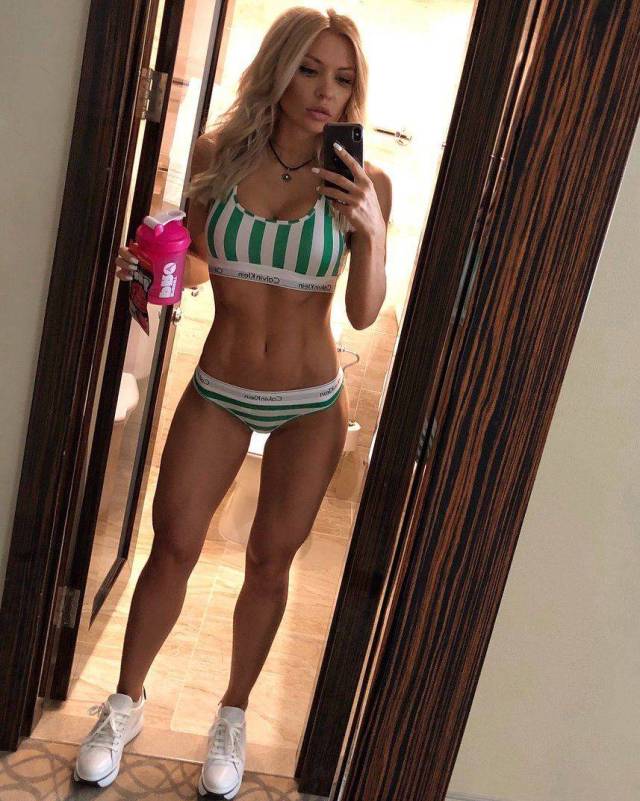 Fit Girls Work Hard to Look This Good