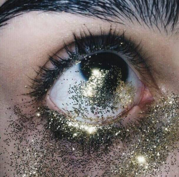 Hard-to-explain WTF Photos