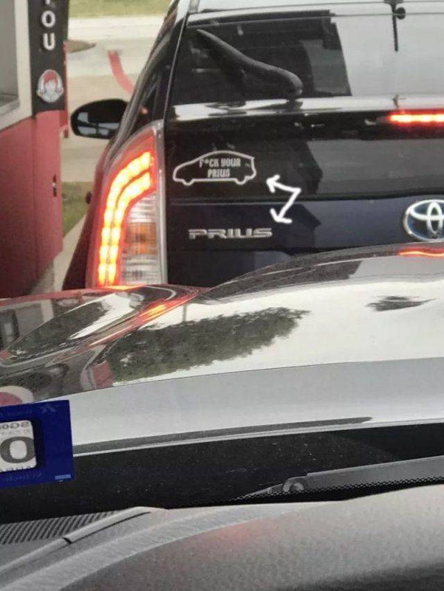 Hard-to-explain WTF Photos