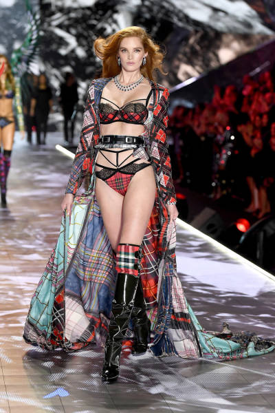 Victoria’s Secret Fashion Show In Full Glory