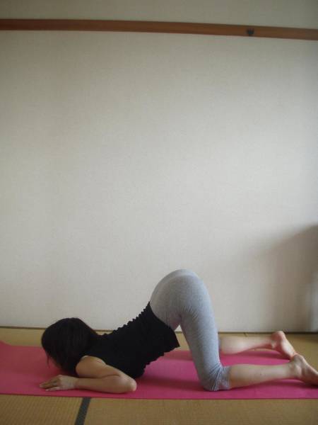 Yeah, Move Those Yoga Pants!