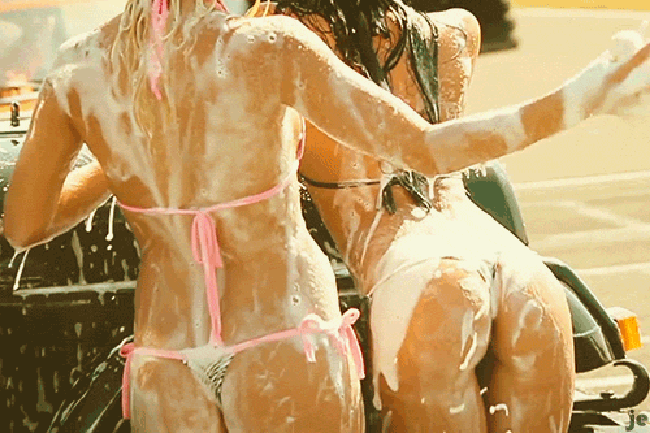 Bouncy Things Are Why We Love Internet