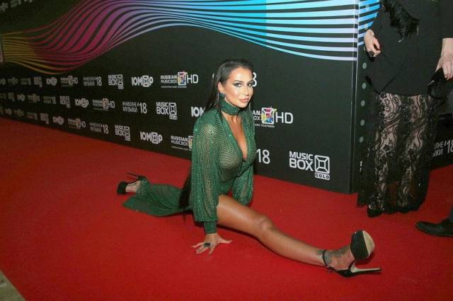 Girls Always Know How To Have Fun