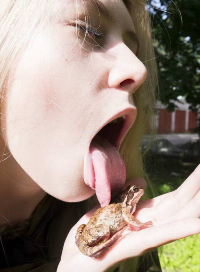 Girls Always Know How To Have Fun