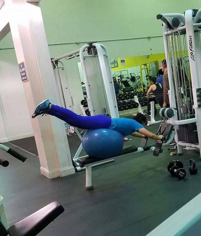 Hard-to-explain WTF Photos