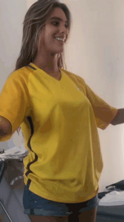 GIFs of Really Hot Girls
