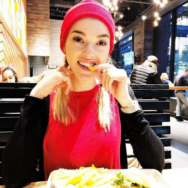 NSFW Pornstar Interviews Are So Explicit