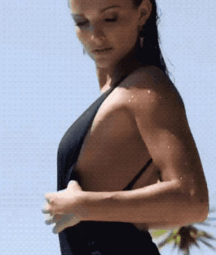 Hot Girls In Hot GIFs
