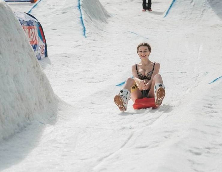 Girls Having A Ton Of Fun