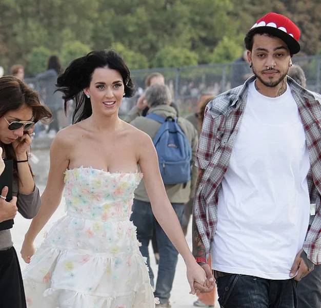 These Celebrity Couples Existed?!