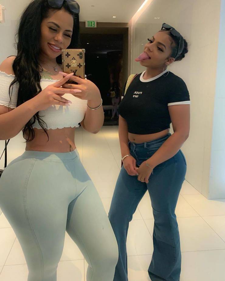 Her Tongue Brings Her Tons Of Money