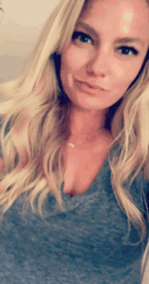 hot girls are here for you 32 gifs 10.html - 1 HD GIF | Premium Gallery 2019