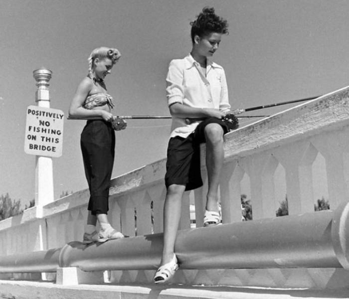 Eccentric Girls Of The Last Century