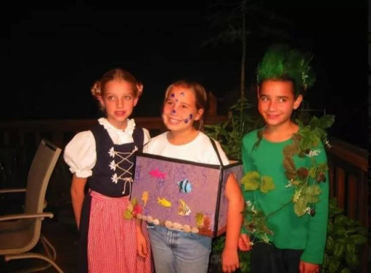 It’s Time For Awful Halloween Costumes!