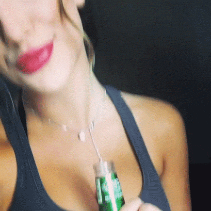 these girls know how to grab attention 32 gifs 2.html - 1 HD GIF | Premium Gallery 2019