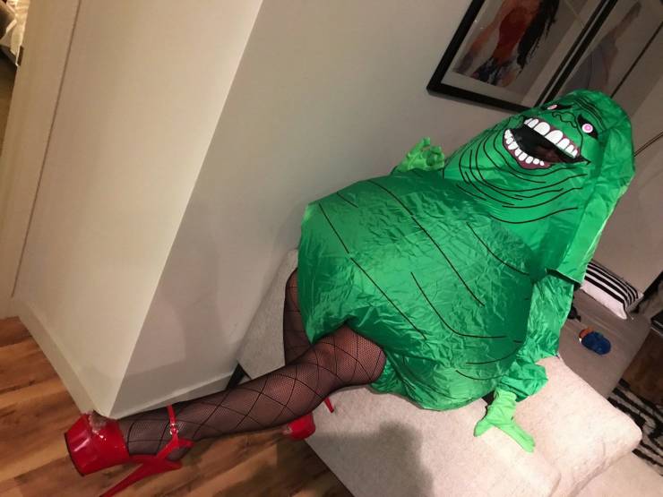 Girls Are Having Tons Of Fun!