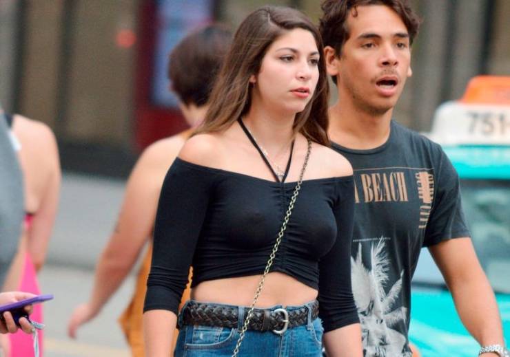 Hot Girls You Meet On The Streets