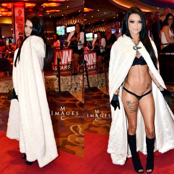 Spiciest Photos From AVN Adult Entertainment Expo 2020