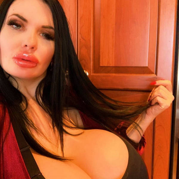 This Woman Just Can’t Stop Enlarging Her Breasts…