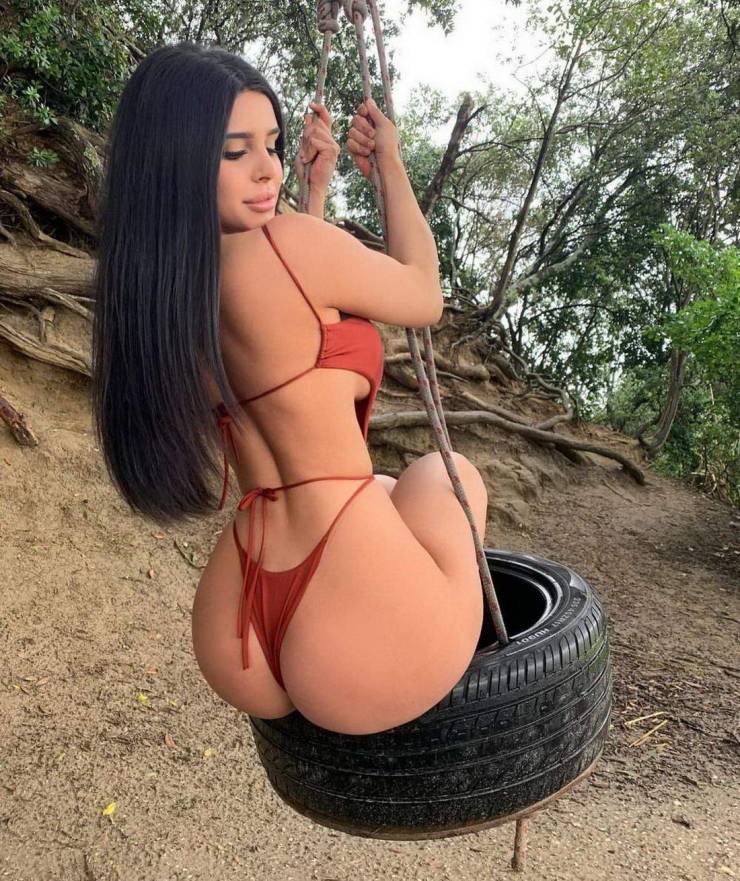 A Booty-full Collection Of Girls