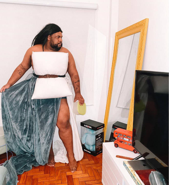 Flaunt Those Pillow Dresses!