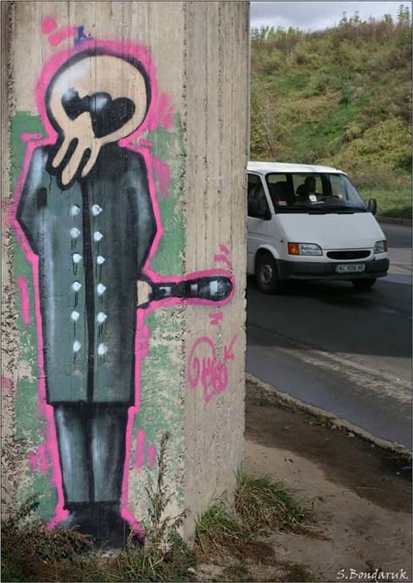 Pictures taken by surprise. Part 2 (67 pics)