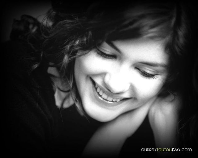 Beatiful French Audrey Tautou (27 pics)