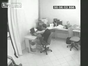 The employee of the year! Viewer discretion is advised (1.8 Mb)