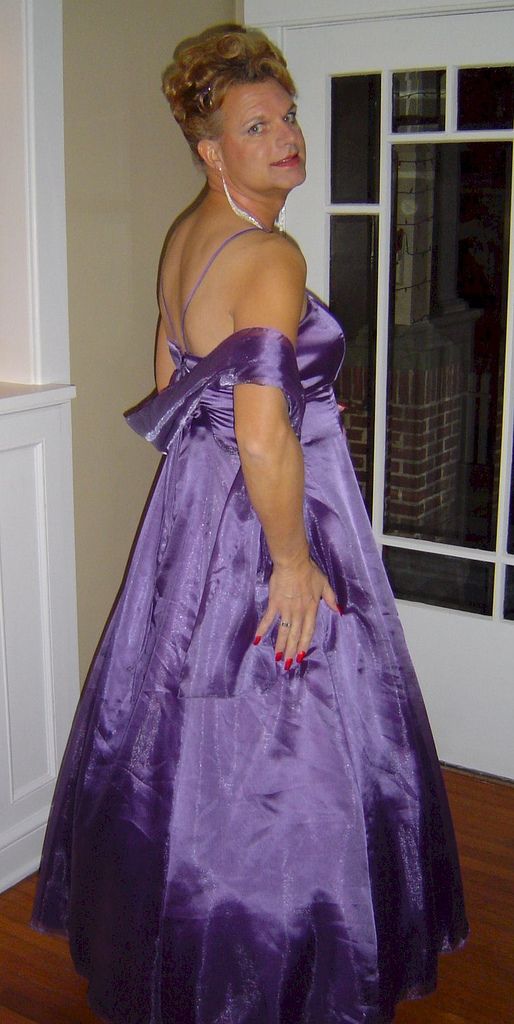 Transvestites. The hidden side of life (36 pics)