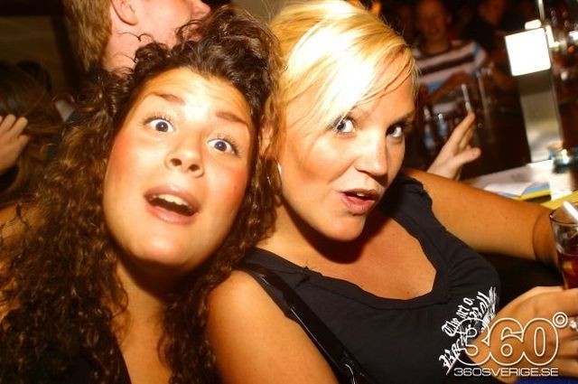 Swedish girls at the night clubs (55 pics)
