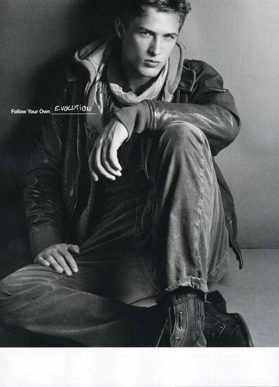 For ladies. Top 50 of the male models (52 pics)