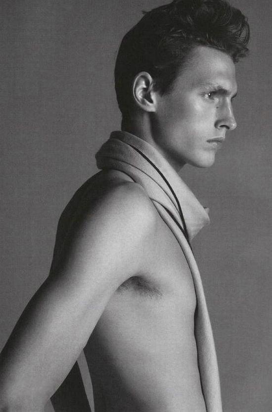 For ladies. Top 50 of the male models (52 pics)