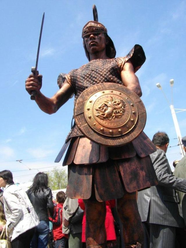 Living Statues Championship (30 pics)