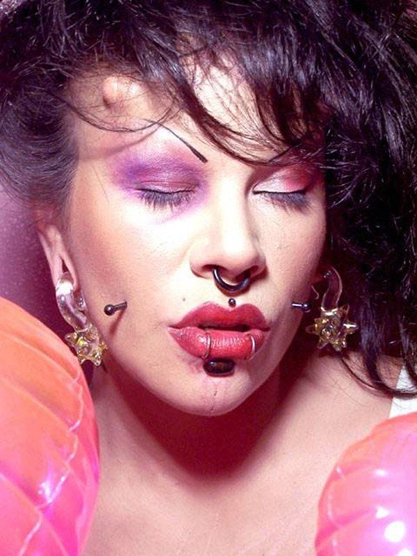 Transformation from hell (17 pics)