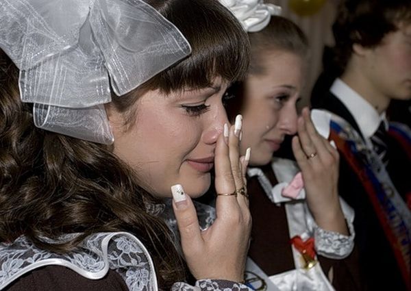 How Russian youth celebrates their graduation day (60 pics)