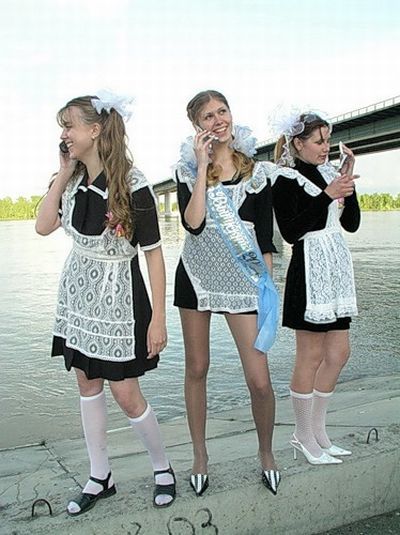 How Russian youth celebrates their graduation day (60 pics)