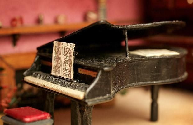 Curiosities and bonus pictures