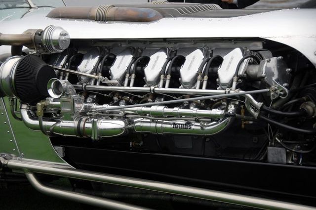 Curiosities and bonus pictures